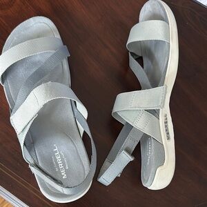 Merrell air cushion sandals Size 10, grey. Excellent conditon.